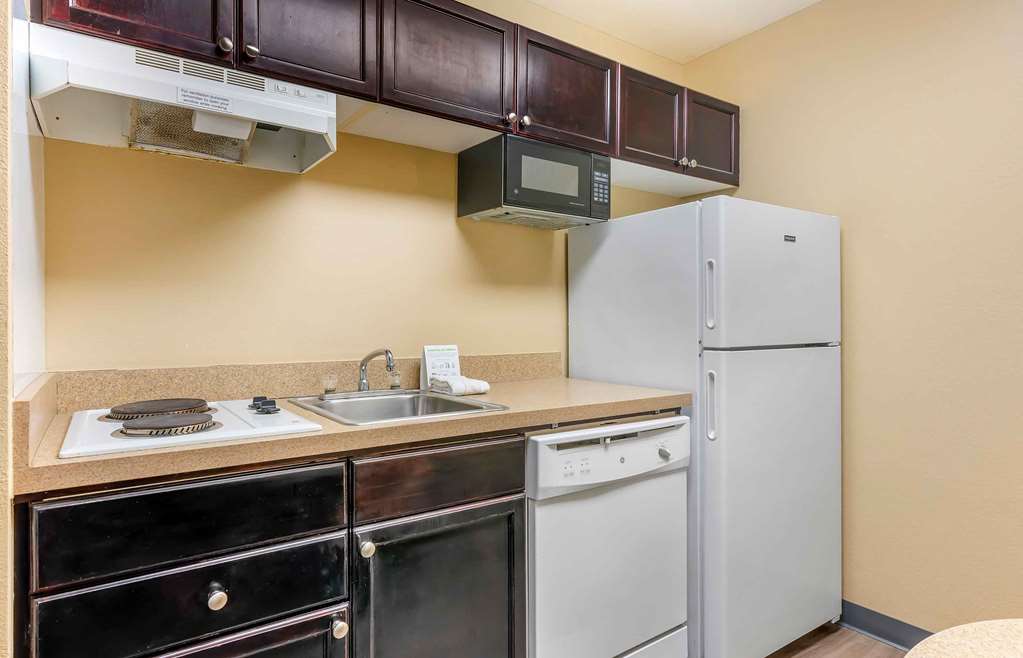 Extended Stay America Suites Columbus Tuttle - photo 10