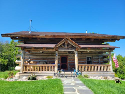 Firefly Creek Lodge - photo 2