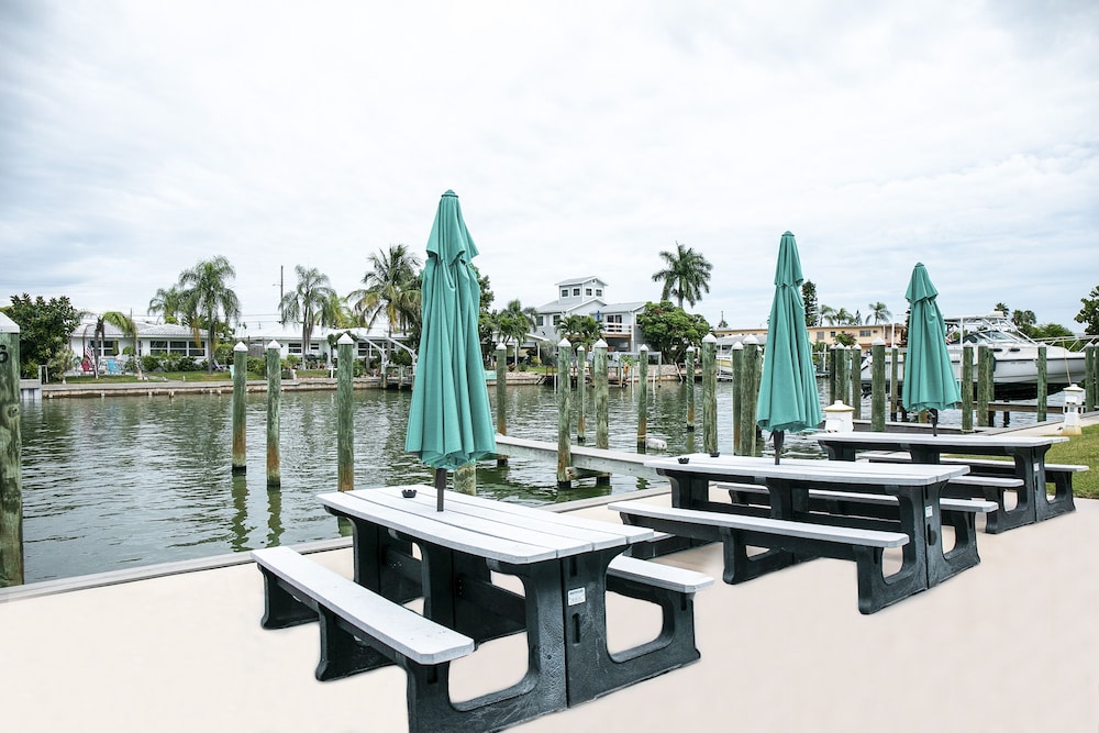 The Bayside Inn & Marina - photo 39