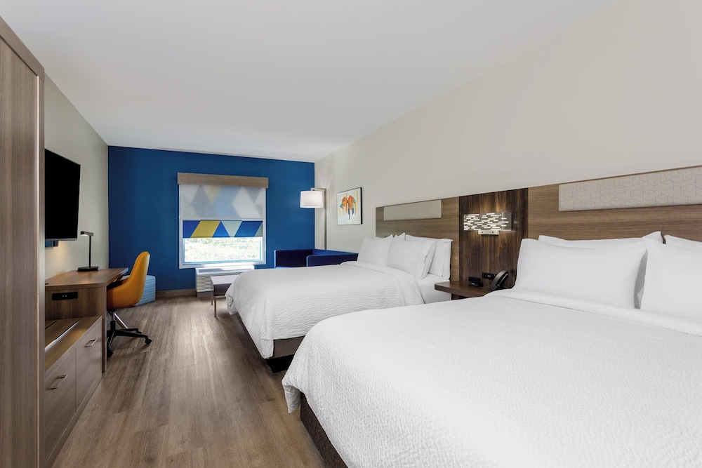 Holiday Inn Express & Suites Macclenny by IHG - photo 7