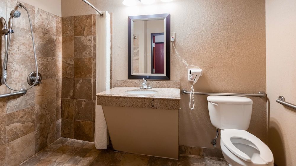 Hondo Inn Hotel - photo 10