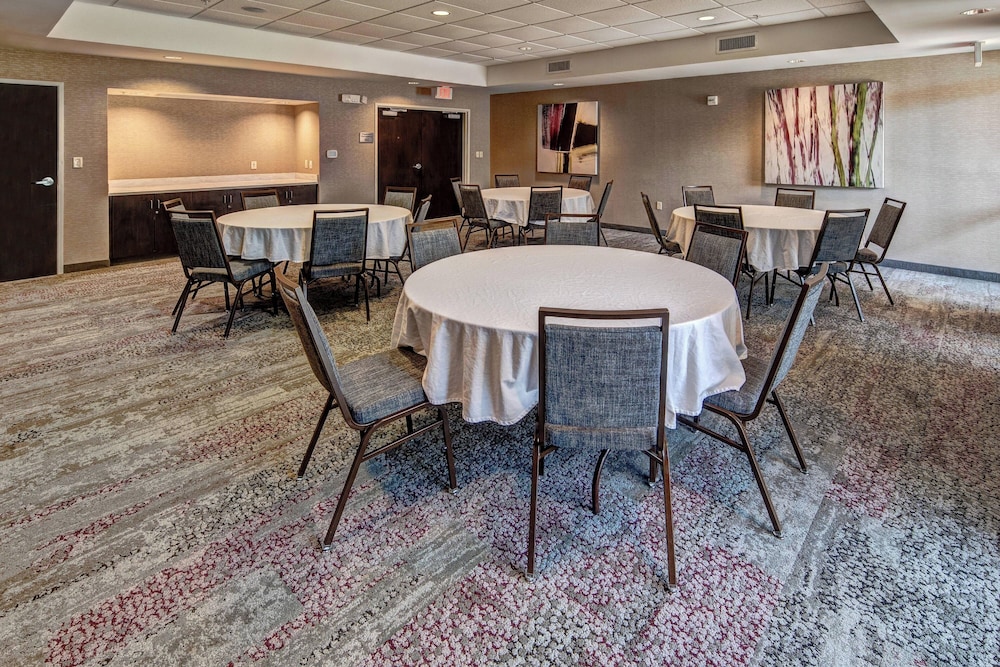 Courtyard by Marriott Troy - photo 27