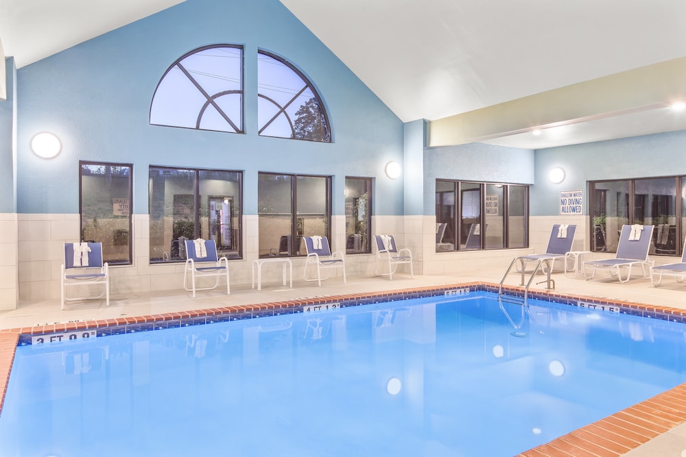 Holiday Inn Express & Suites Greenville Spartanburg by IHG - photo 21