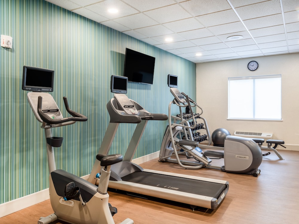 Holiday Inn Express Hotel & Suites Beaumont Nw By Ihg - photo 21