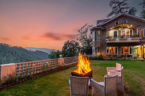 Whispering Pines Shimla - last minute hotel in Shimla