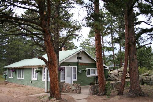 Monte Verde - carbon neutral hotel in Estes Park