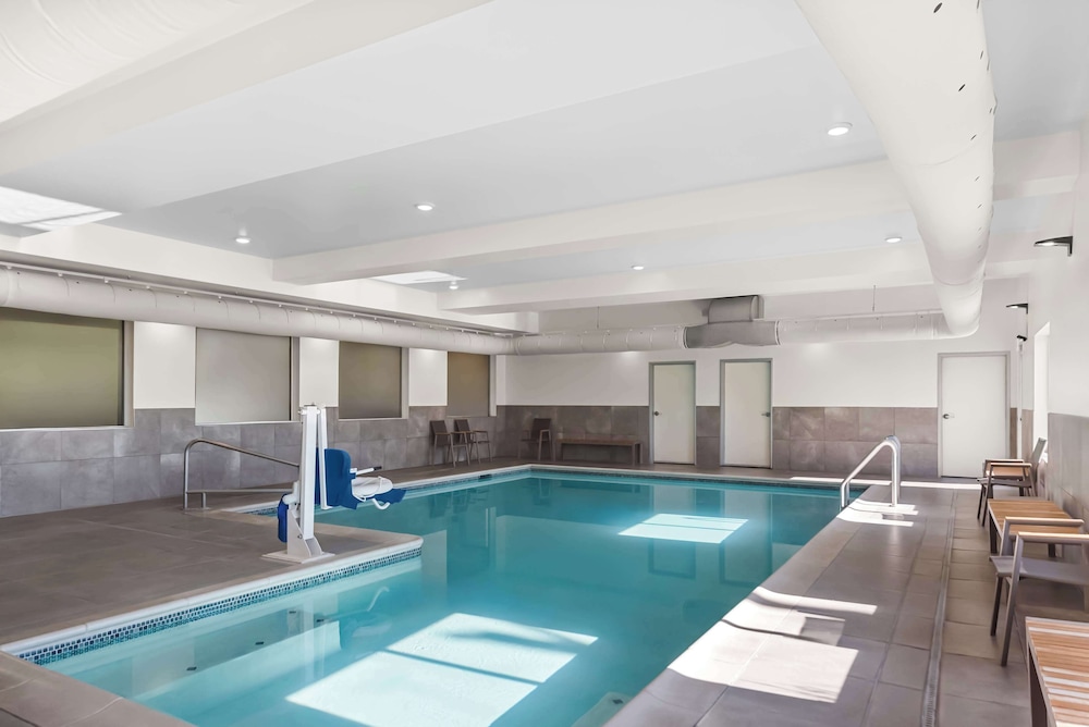 Best Western Plus Ogallala Inn - photo 42