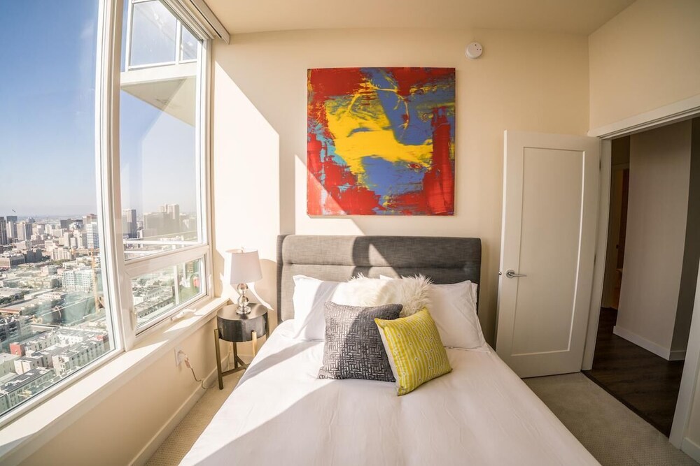 Ocean View IV by AvantStay High Rise in DT w City & Ocean Views - photo 10