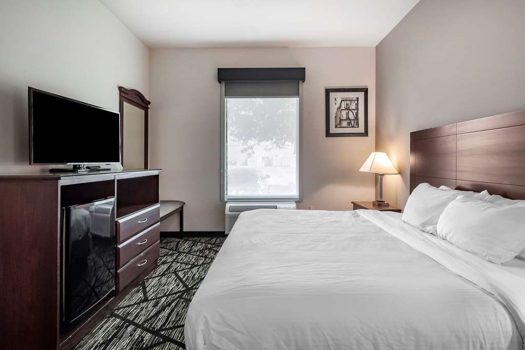 Best Western Plus Mckinney Inn & Suites - photo 22