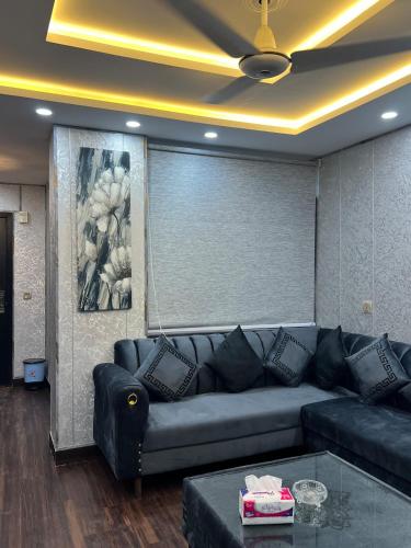 Defence Executive Apartment DHA 2 1BHK Luxury Apartment — 4-Star Luxury Hotel in Islamabad, Pakistan