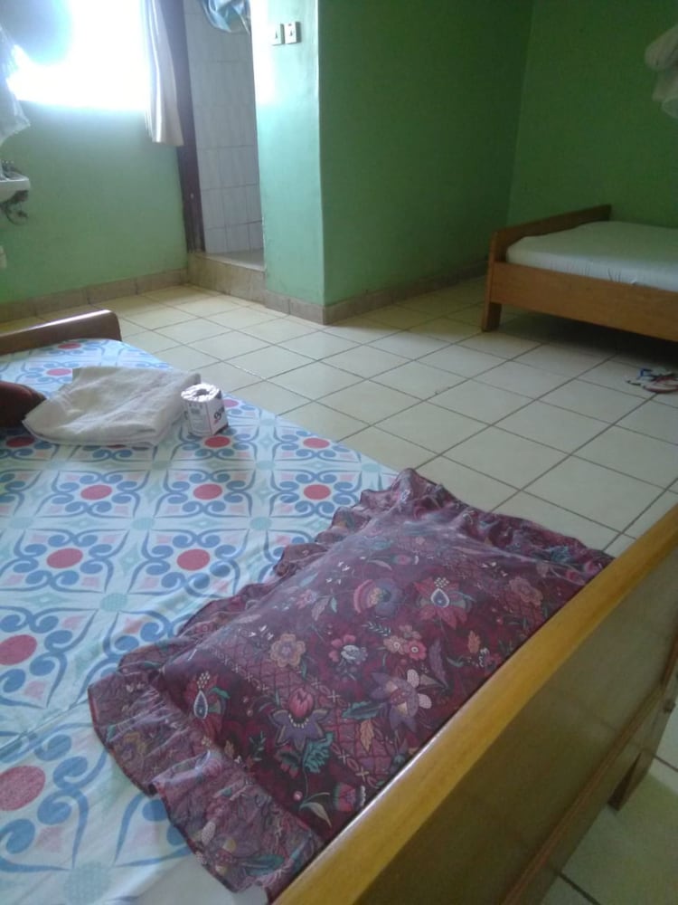 Dasar Comfort Hotel — Busia — photo 5