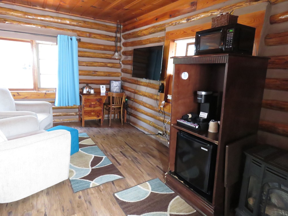 Tall Pines Inn - photo 62