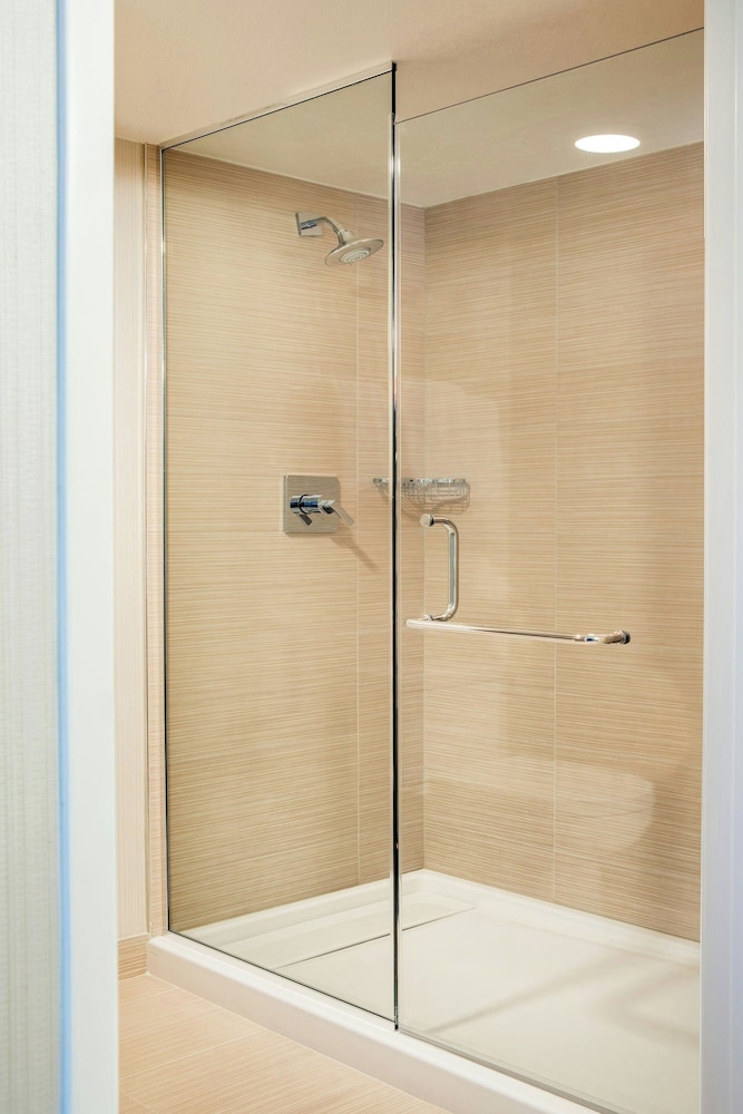 Courtyard by Marriott Richmond Berkeley - photo 12