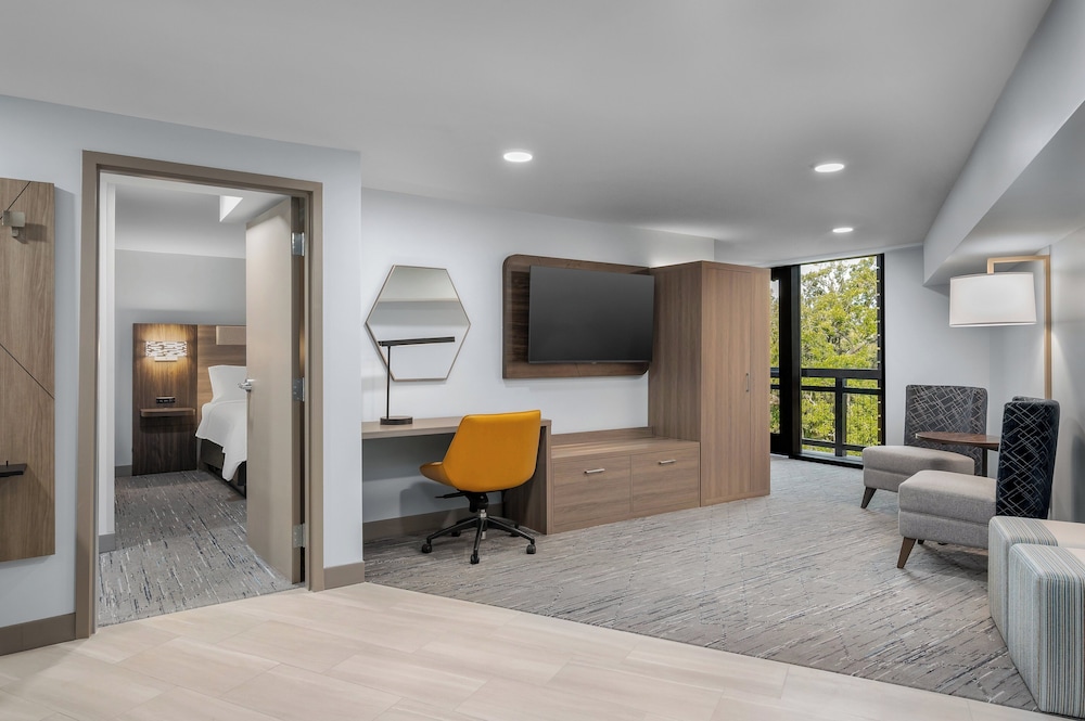 Holiday Inn Express Hilton Head Island by IHG - photo 37