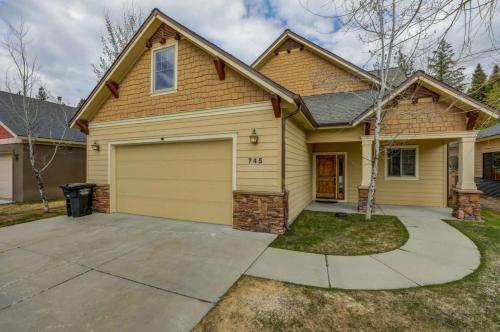 Deer Ridge by Casago McCall Donerightmanagement in Mccall, United States