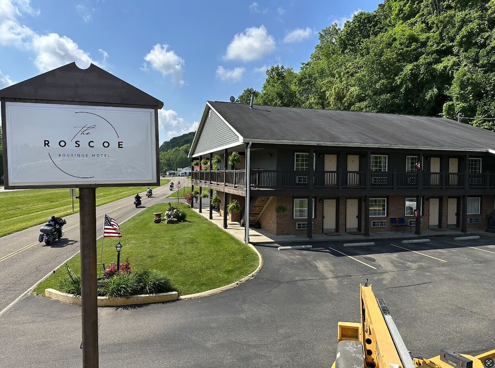 Roscoe Motor Inn - carbon neutral hotel in Coshocton