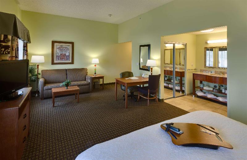 Hampton Inn & Suites Moline Quad City Int'l Aprt - photo 72