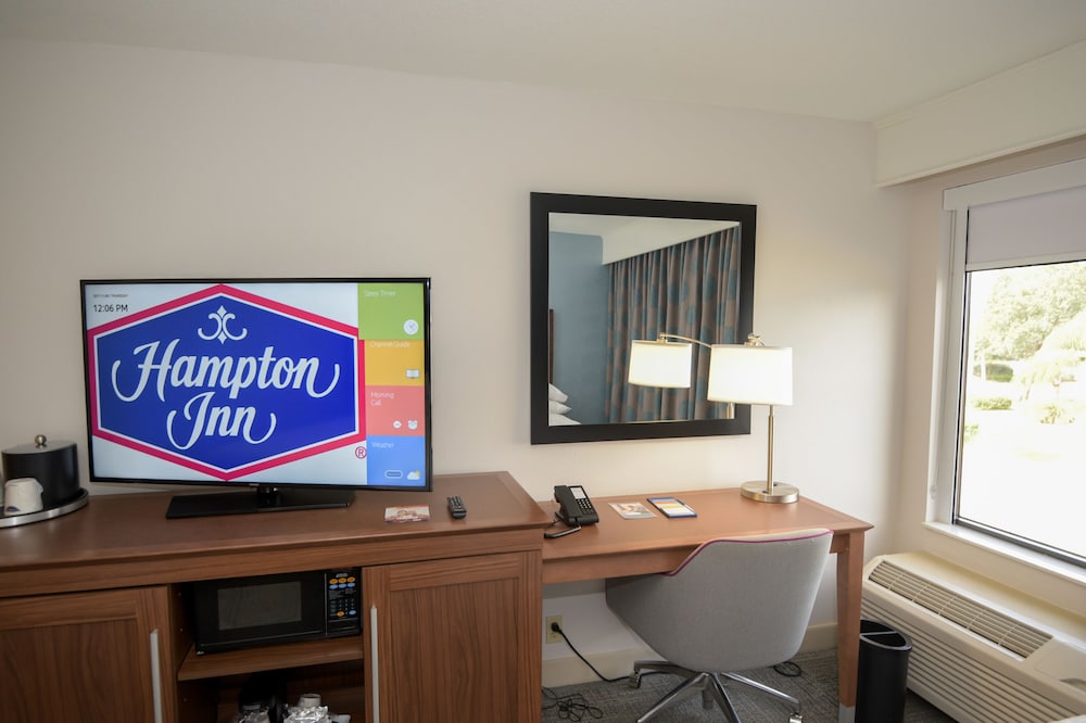 Hampton Inn Lakeland - photo 8