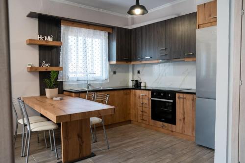 Maria's Apartment — 4-Star Luxury Hotel in Litochoro, Greece