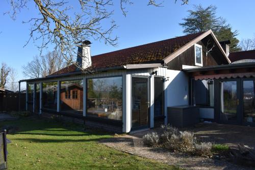 Ferienhaus Bella Vista Edersee — hotel in Vohl