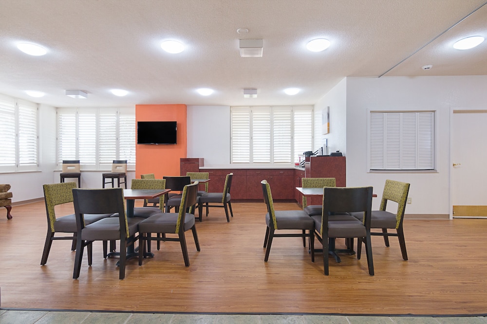 Motel 6 Newnan GA - photo 33