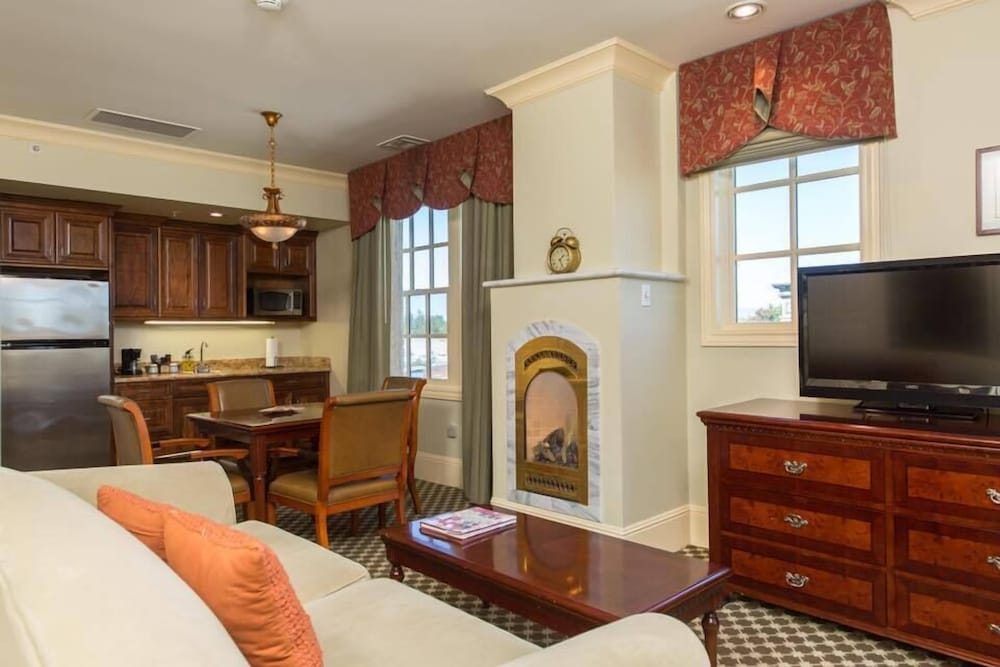 Hotel Diamond Chico - photo 20