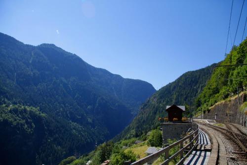 Lieu Secret dans les Alpes Suisses — hotel in Salvan