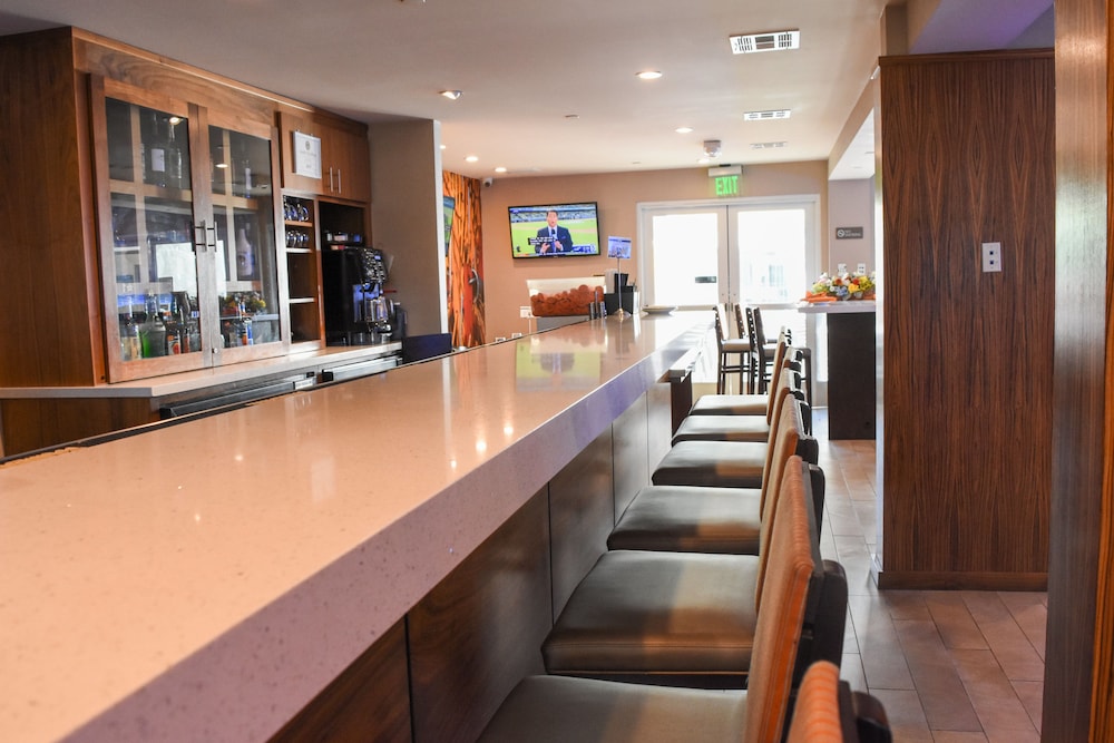 Hotel Indigo Anaheim by IHG - photo 38