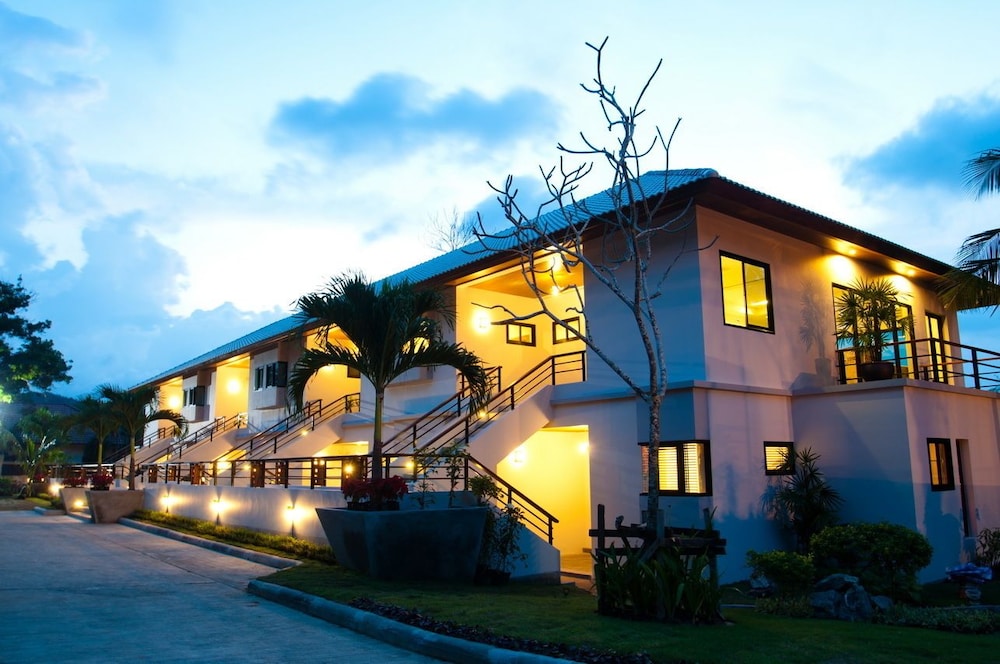 Samui Honey Suite — 4-Star Luxury Hotel in Koh Samui, Thailand