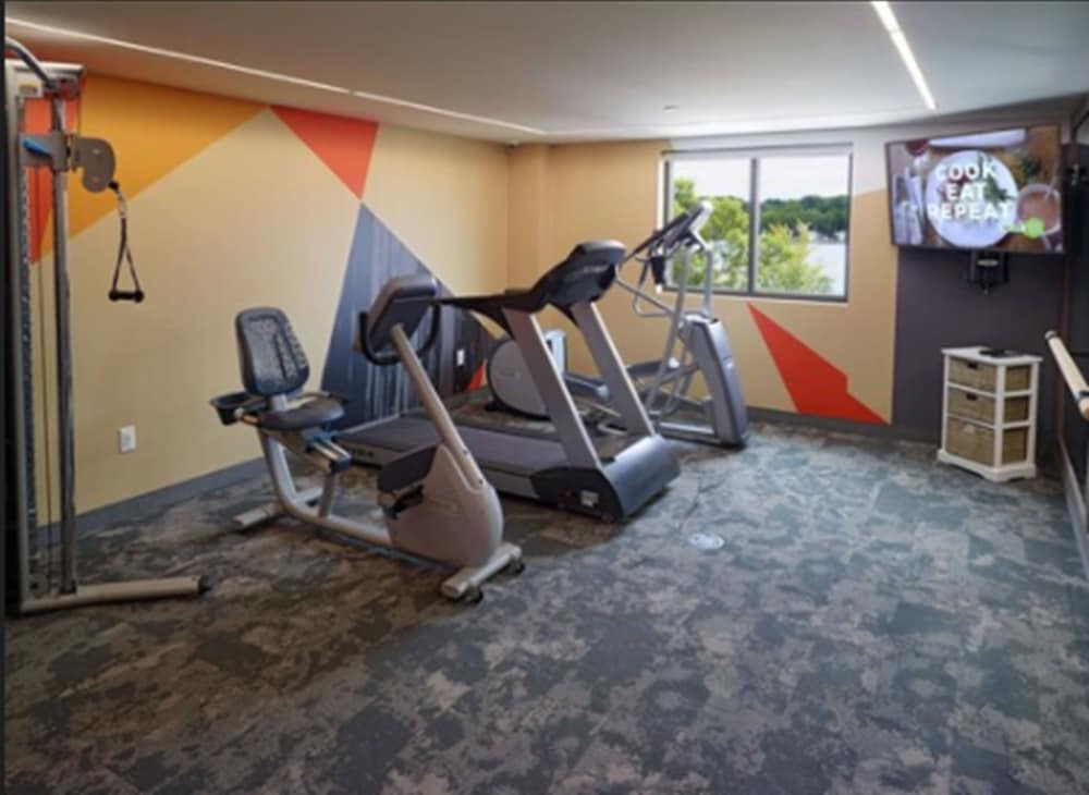 Livinn Hotel St. Paul I 94 East 3M Area - photo 33