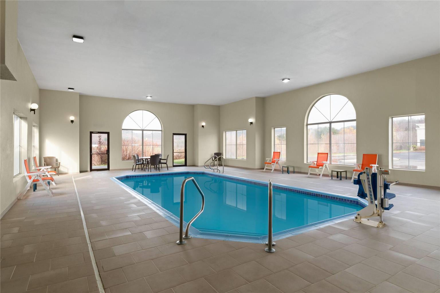 Wingate by Wyndham Clearfield - photo 8