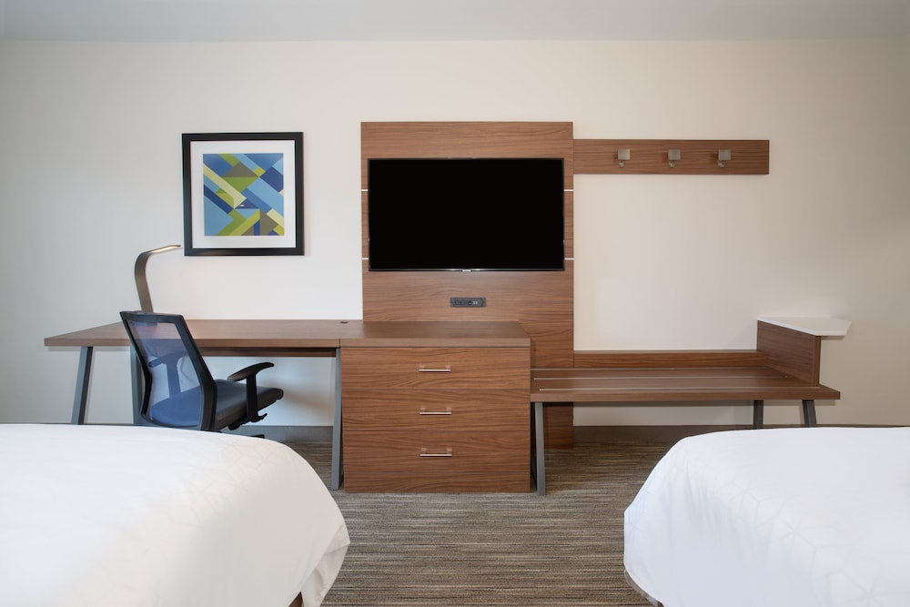 Holiday Inn Express Yreka Shasta Area by IHG - photo 14