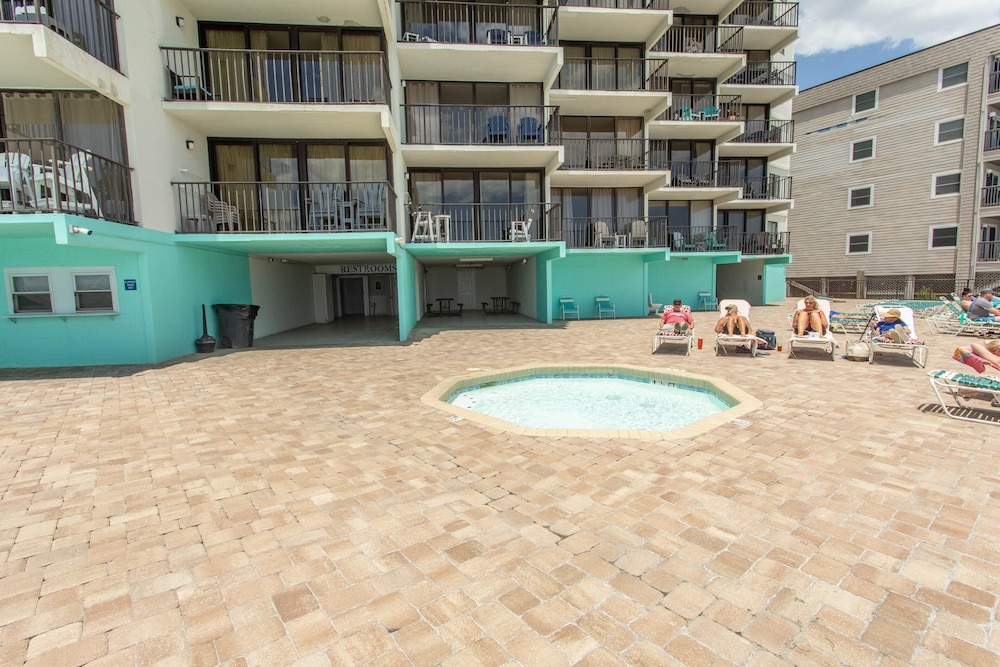 Royal Garden Resort 504 2 Bedroom Condo by RedAwning - photo 18