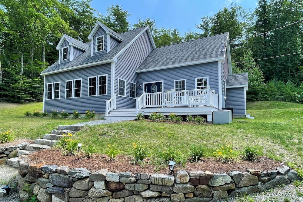 Belmont Home W Mtn View 9 Mi To Gunstock Resort — Belmont