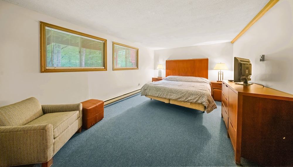Evergreen Valley Inn - photo 29
