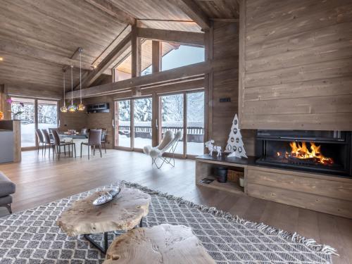 Chalet 5 calme cocon raffiné 12 pers vue montagne WIFI garage FR 1 304 211 — 5-Star Luxury Hotel in La Clusaz, France