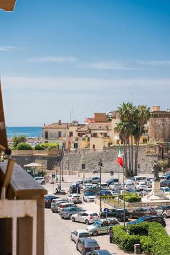 Seamoon Home Nettuno — 4-Star Luxury Hotel in Nettuno, Italy