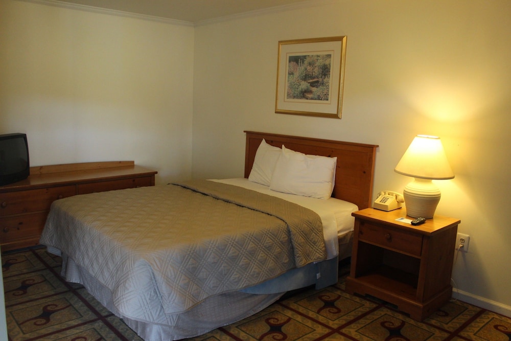 Berkshire Travel Lodge - photo 24