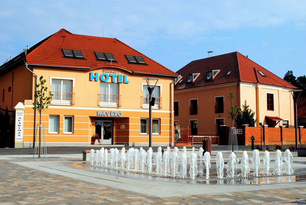 Viktória Hotel — 4-Star Luxury Hotel in Sarvar, Hungary