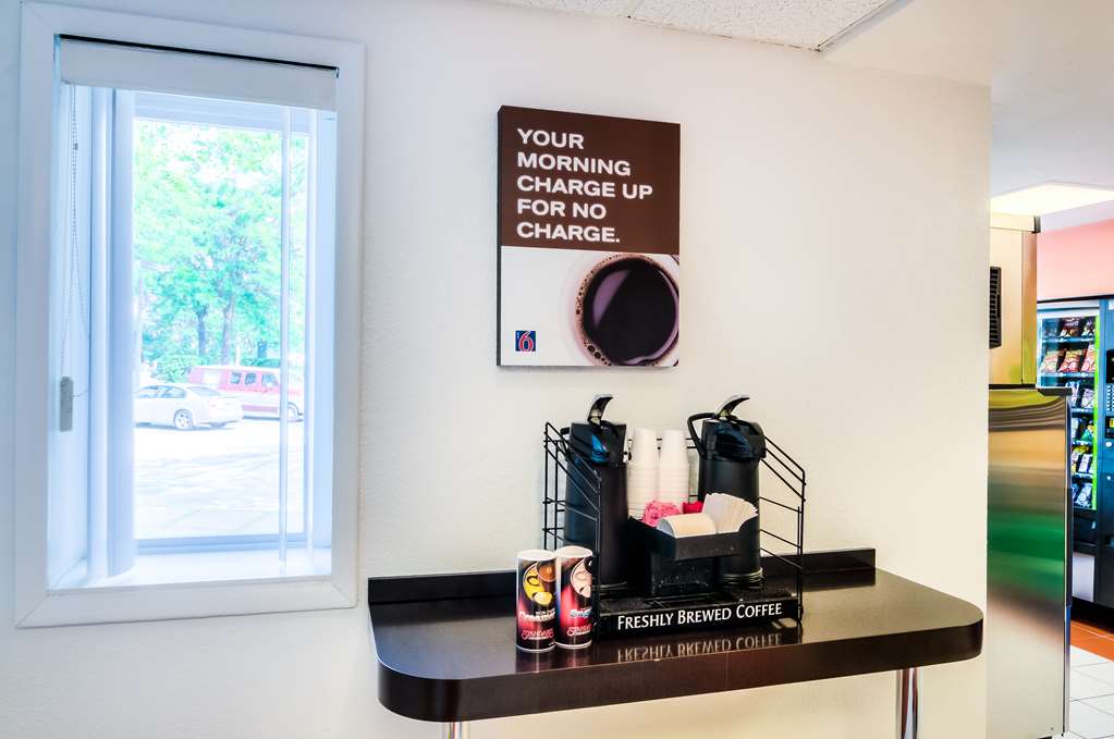 Motel 6 Arlington Heights IL Chicago North Central - photo 27