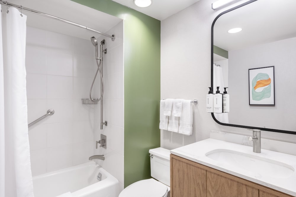 voco Chicago Downtown Riverwalk by IHG - photo 63