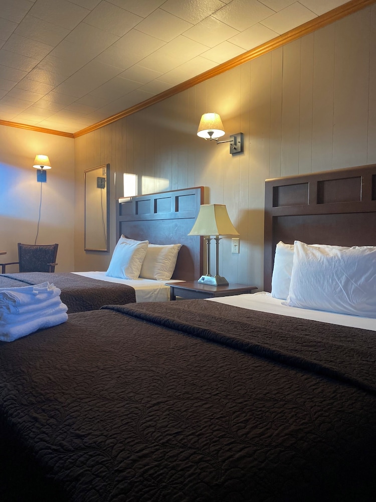 Barberry Court Motel - photo 14