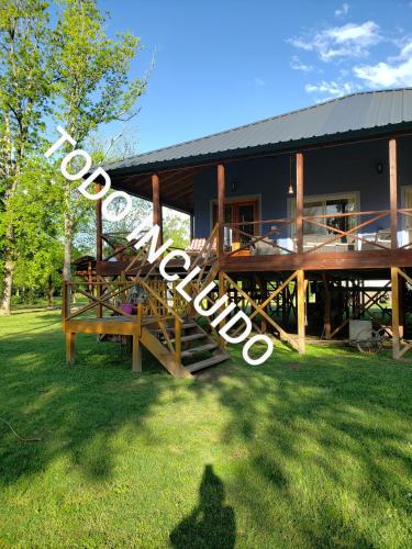 Carpincho Amarillo in Tigre, Argentina