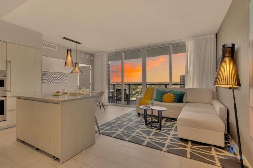 Front Intercostal Luxury Apt View Amazing — 4-Star Luxury Hotel in Hollywood, United States