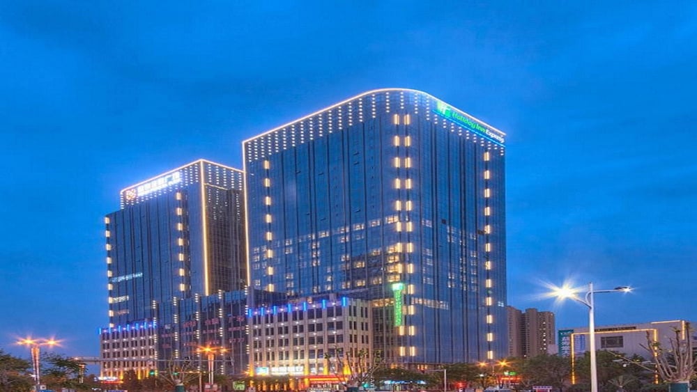 Holiday Inn Express Panjin Downtown by IHG in Yingkou, People's Republic of China