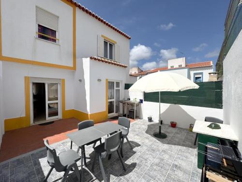 Cosy house near the beaches #1978 — 4-Star Luxury Hotel in Aljezur, Portugal