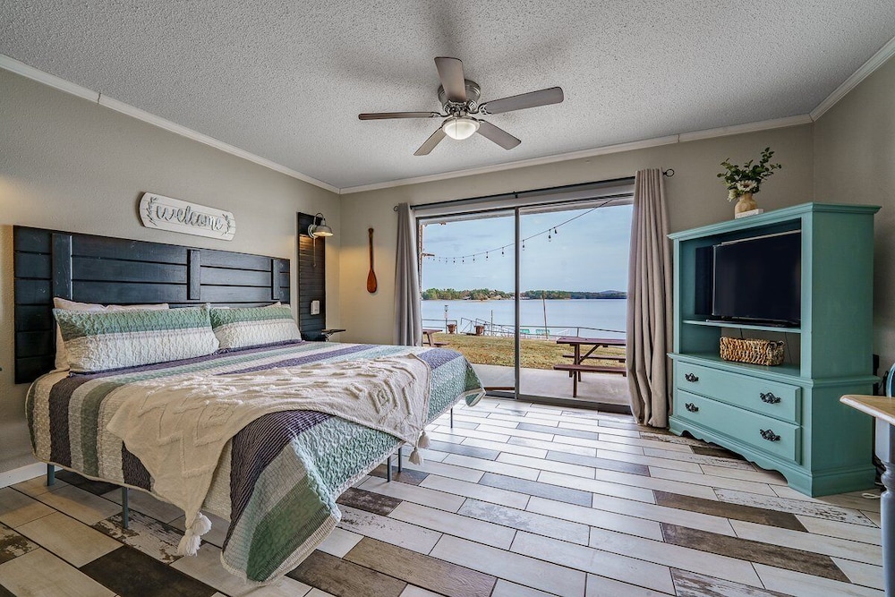 Willow Beach Resort - photo 18