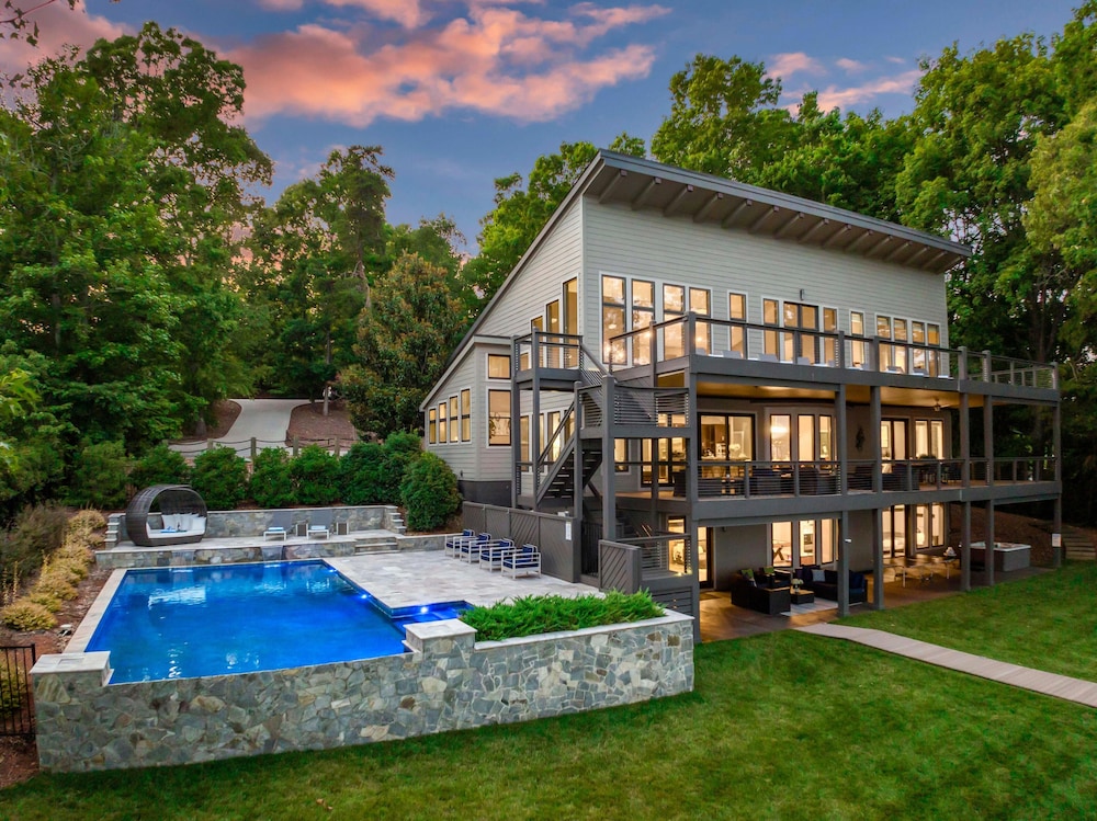 Lake Norman Getaway - photo 45