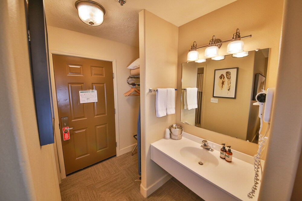 Trailhead Inn - photo 17