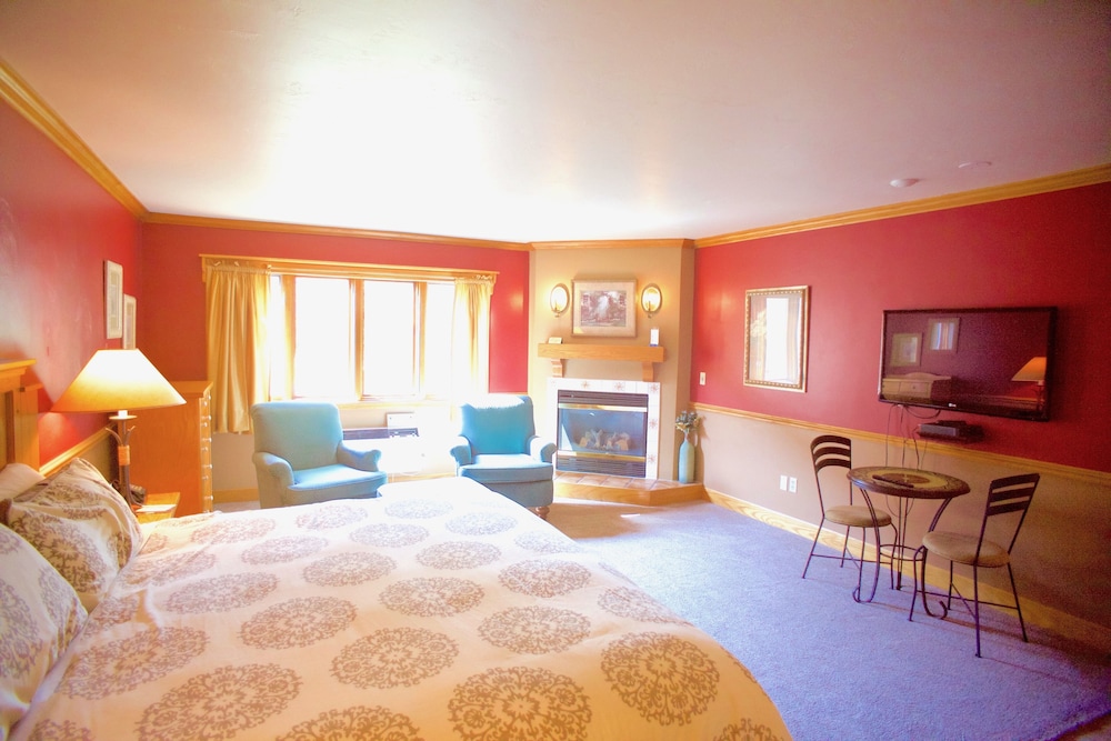 Settlement Courtyard Inn & Lavender Spa - photo 8